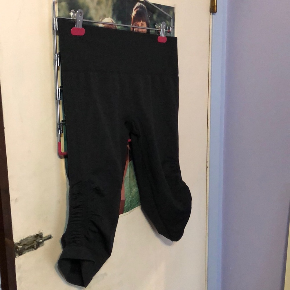 Lululemon ruched side yoga pants